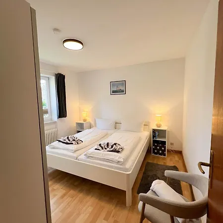 Hella Apartmán